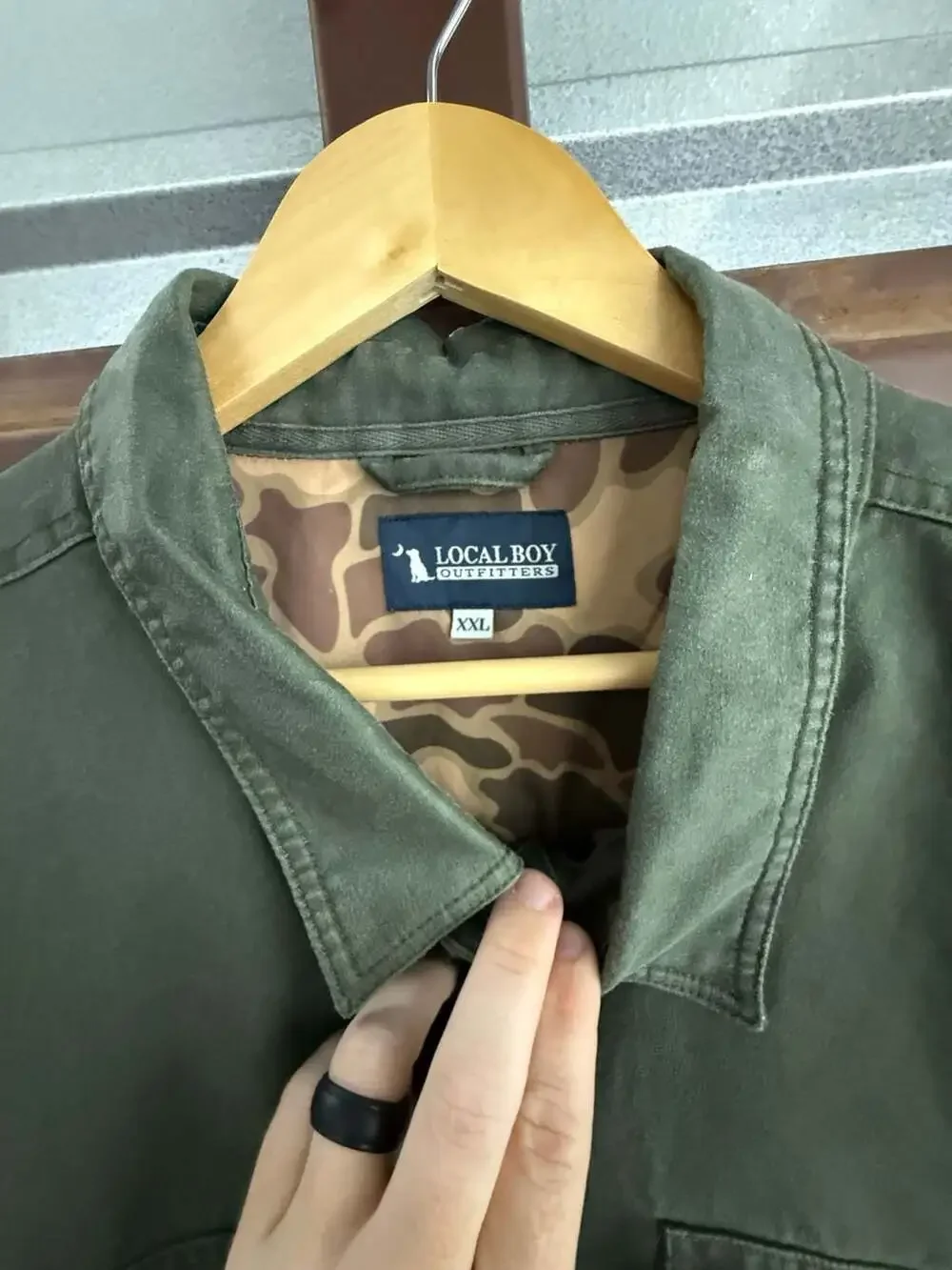 Local Boy Outfitters Men's Olive Green Duck Canvas Field Shirt Jacket with Camo